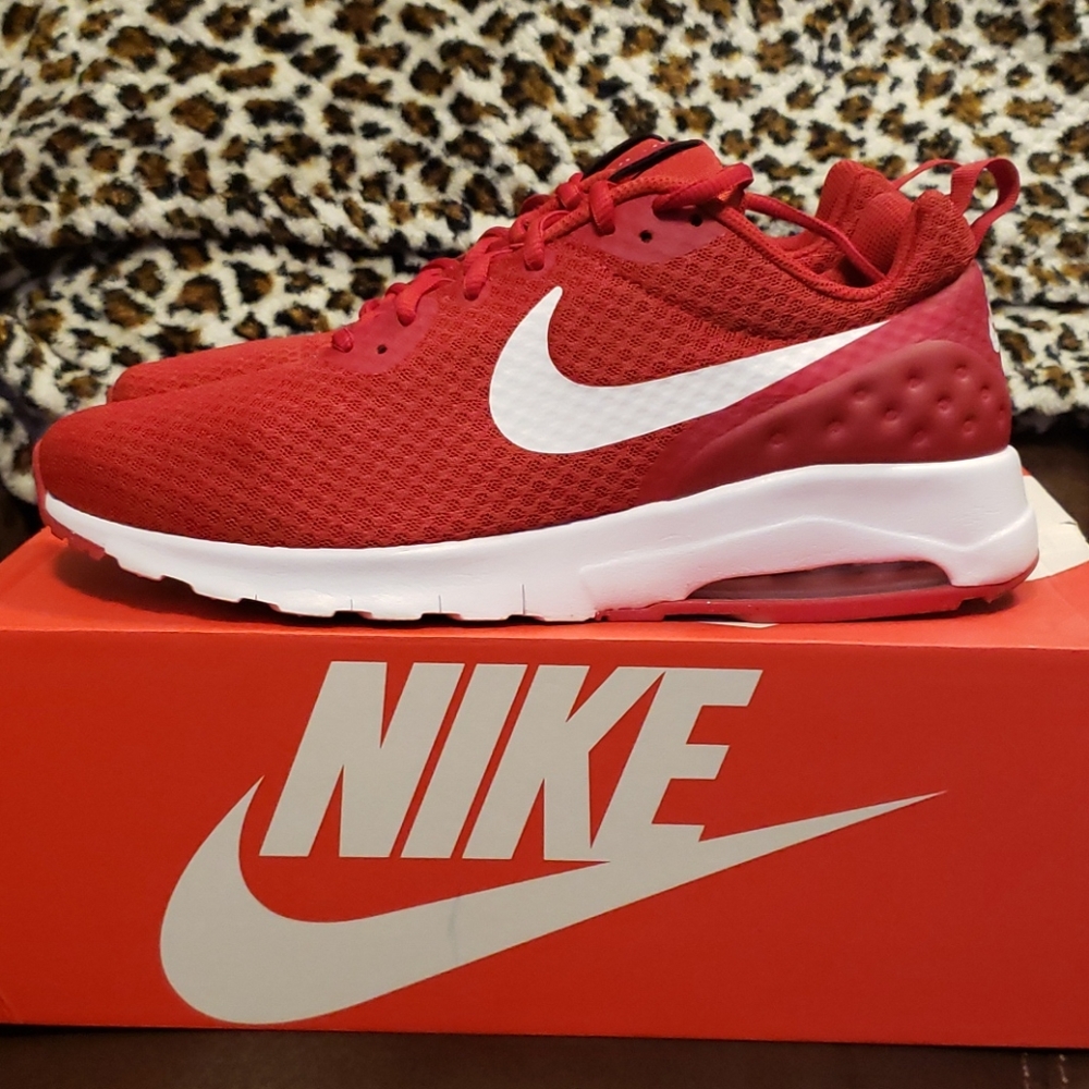 Nike Air Max Motion
